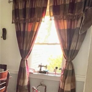 Elegant Multicolor Striped Curtains